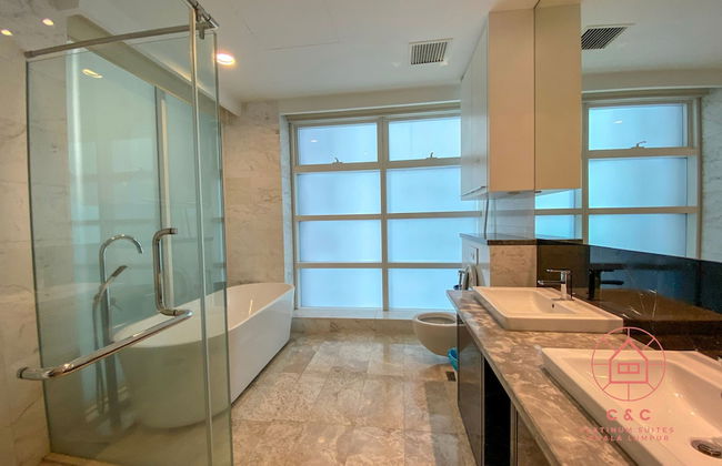 The Platinum Suites - Photo 64