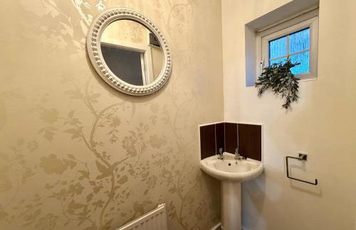 4 Bed - Parking - Fast WiFi - Desk - M6 M61 links - Pets - Foto 25