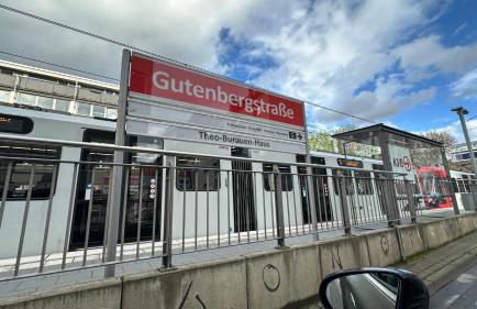 DOMspitzen-BLICK, cooles 2 Zimmer Apt mit Indoor-Swimmingpool auf dem Dach, Küche und Smart-TV - Foto 34