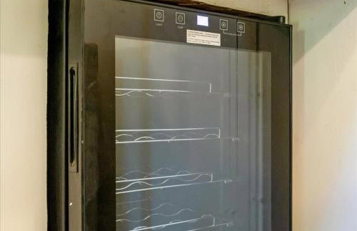 The Heartwood Hideaway-Charming Cabin Getaway-Trails, Creek, and Starry Nights - Foto 68