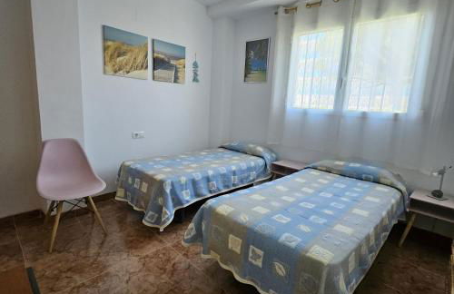 Apartamento con piscina en una preciosa playa - Foto 28