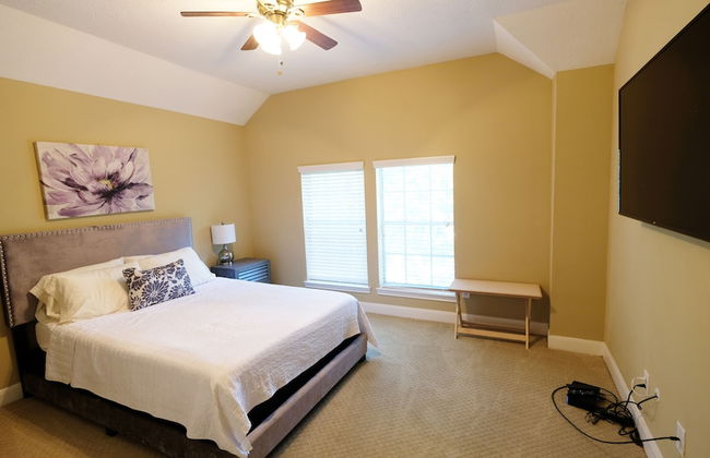 5Bdrm 3.5Bath 12Beds - HOME BIG AS TEXAS - Foto 12