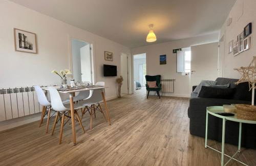 Apartamentos turísticos Praia de Seselle, terraza y jardín a un paso de la playa - Foto 16