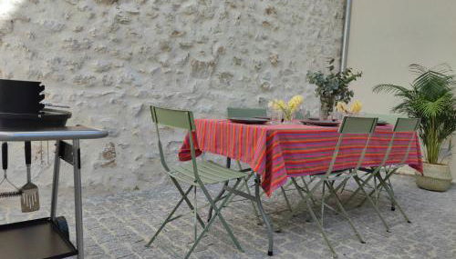 Maison calme et familiale avec cour, 3 chambres, 3 salles de bains à 10 min à pied de la gare - Foto 4