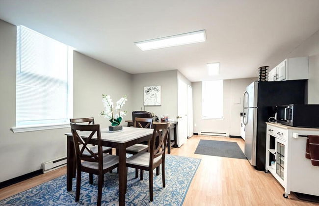 The Terrace at Park Place 2nd Floor Walk up -cozy 2 Bedroom Fast Wifi Free Coffee - Foto 6