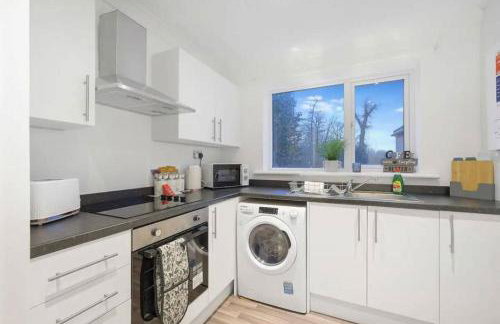 Esher House - Photo 13