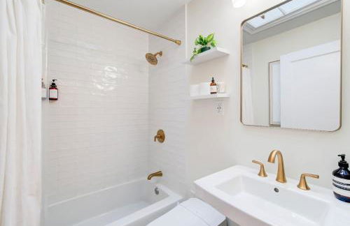 Family Home Brand New Kitchen 10 Min Walk to Metro - Foto 10