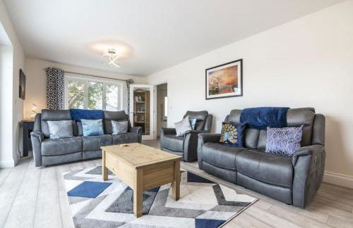 Martello View - 3 Bedroom Holiday Home - Llanreath - Photo 2