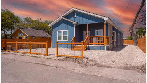 Sleek 4BR3BA Urban Living w Downtown Views - Foto 2, Other