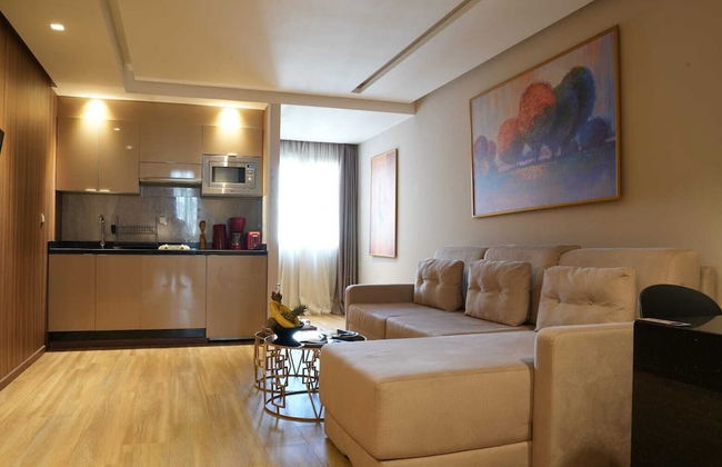 First Suites Hôtel - Photo 8