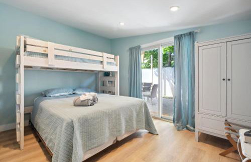 Riverside Retreat Minutes to Beach Updated Kitchen - Foto 20