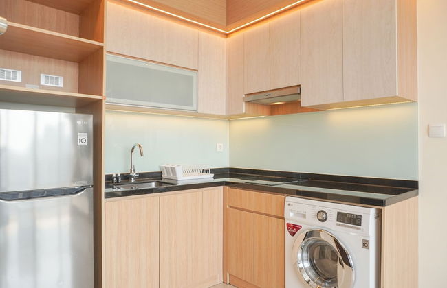 Comfy And Elegant 2Br With Private Lift At Menteng Park Apartment - Photo 10