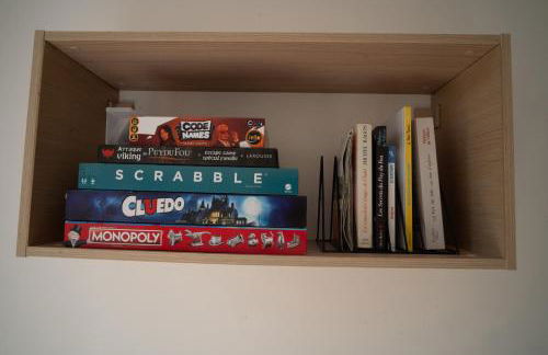 Le Terra Cholet - T2 Centre - Terrasse - Parking - 25 min Puy duFou - Foto 16