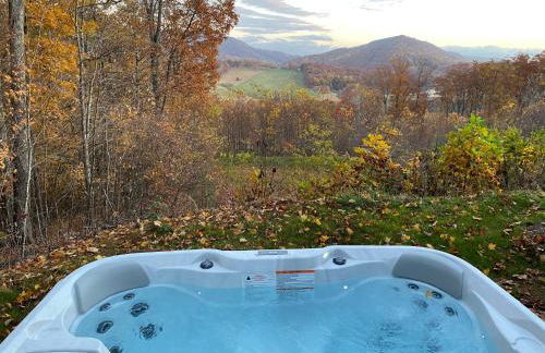 Blue Sky Cabin - Built in 2023 this 3 bed 2,5 bath home has gorgeous views - Foto 3