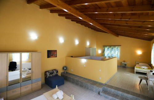 George's Sweet n' Cozy Maisonette in Ipsos Corfu - Photo 35