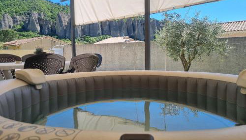 Maison avec jacuzzi et vue sur les penitents - Foto 2