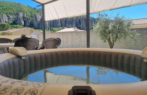 Maison avec jacuzzi et vue sur les penitents - Foto 2