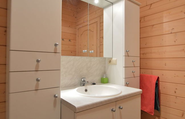 Peaceful Chalet Retreat - Foto 9