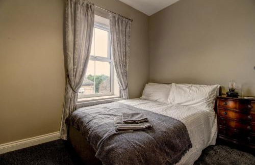 6 Dbl Bed, Central Huddersfield house inc parking - Foto 15