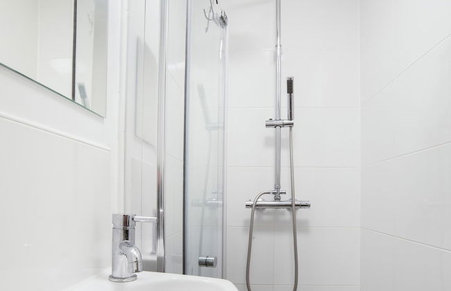 OYO Vincent Apartments - Foto 43