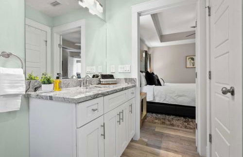 5 Minutes to Beach and Downtown Fire pit Grill - Foto 30