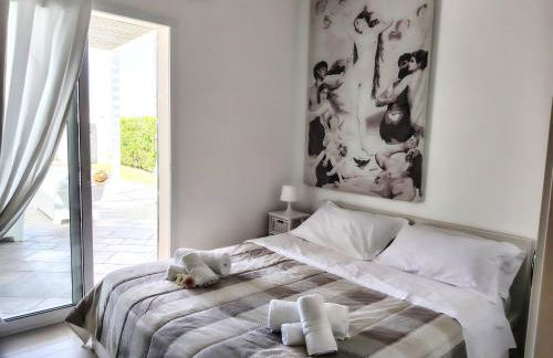 Lina's Garden - Photo 4