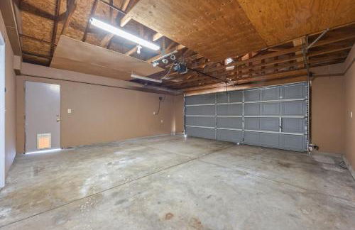 3 Bed 2 Bath Newly Furnished - Available Now - Photo 41