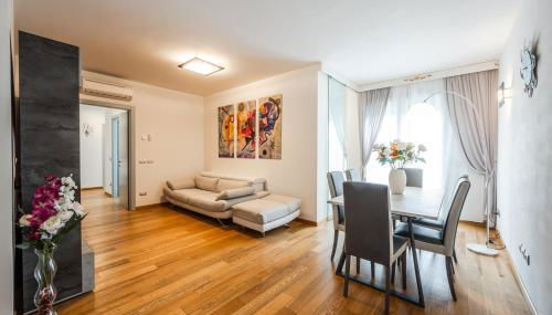 Emilia Suite Street - Photo 2