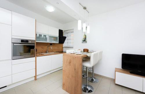 Beautiful Villa Petra with Summer Kitchen and Pool - Foto 15