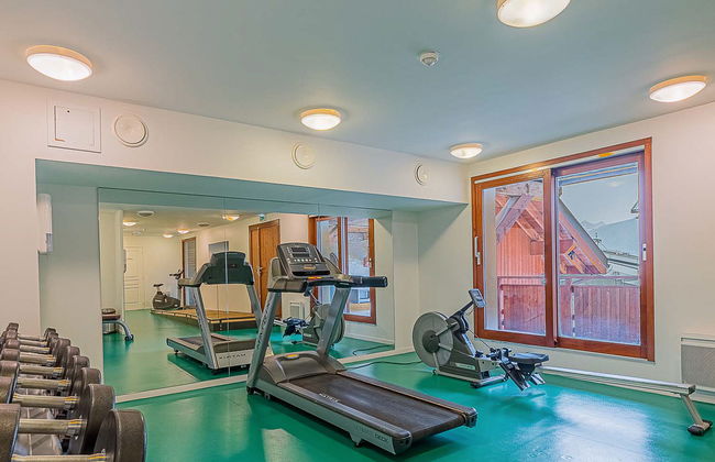 3 bedroom Apartment in Vaujany with swimming pool and terrace - Photo 13