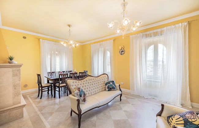 Beautiful Villa With Private Spa - Foto 18