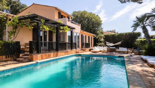 Résidence Villa 5 Chambres, Sauna, Piscine Et Vue Mer. - VILLA 5 chambres, sauna, piscine et vue mer. MAE-2513 - Foto 1