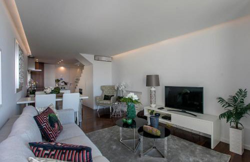 LovelyStay - Luxury 2BR Duplex Apartment in Foz Porto - Foto 31
