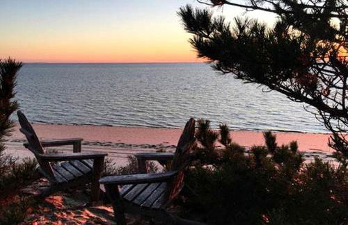 Charming Cottage Rental on a Private Beach in Cape Cod, Massachusetts - Foto 10