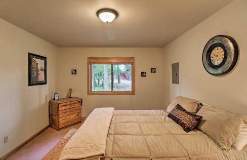 Trego Cabin with Mountain Views and Lake Access! - Foto 14