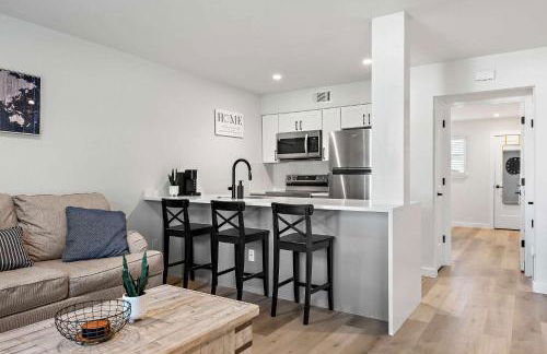 Chic & Stylish 1BR Retreat near Zilker Park - Photo 7