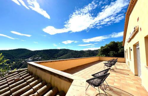 Espectaculares vistas al mar en chalet con piscina - Foto 17