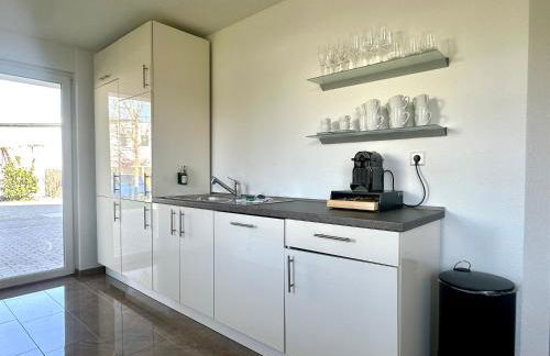 BONNYSTAY Rheinfelden - 6 Personen - Küche - Parkplatz - Terrasse - Foto 25