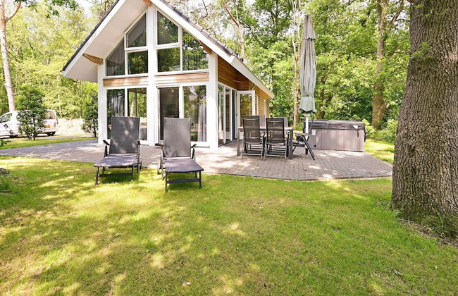 Holiday Home in Reutum With Sauna - Photo 32