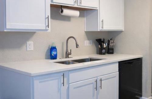 5 Mins To UNT & Texas Health Baylor Scott - Foto 2