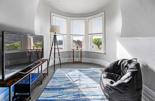 The Ultimate Fan's Retreat 5BR near all the Action - Foto 15