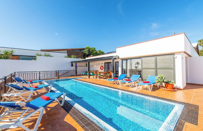 Puerta de Hierro - Photo 3