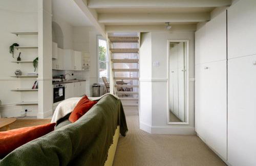 GuestReady - Charming Loft Apartment in Chiswick - Foto 14