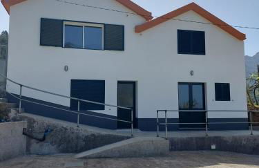 The Passion Fruit House - Photo 44