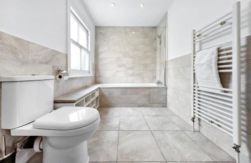 Central 1BR Gem short walk to Hyde park and Oxford Street - Foto 29