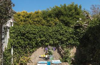 Beautiful family house with amazing sea views - Photo 25