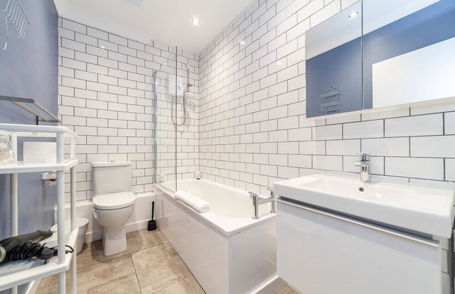 Bright and Cosy Apartment in South London - Foto 16