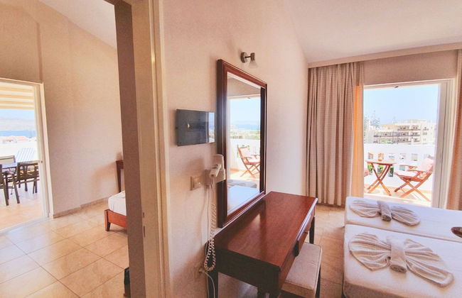 Kalimera Hotel Agia Marina - Foto 1