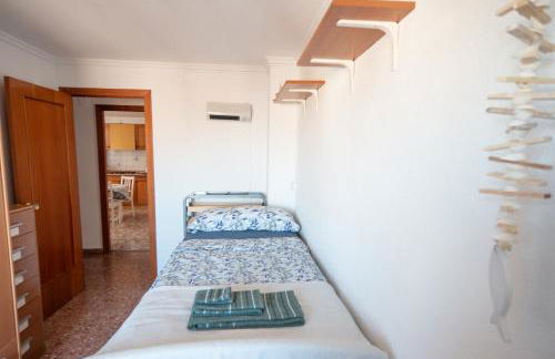 An apartment in Xeraco with 3 bedrooms, located near beach and Gandia - Foto 25