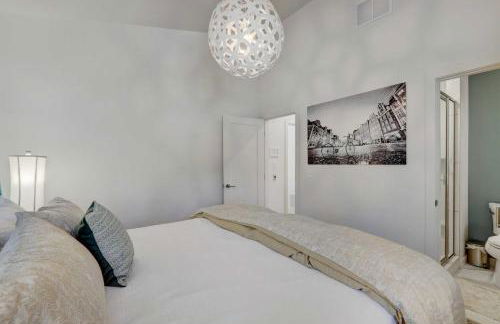 Fireplace and Deck Modern Cabin in Grand Lake! - Foto 14